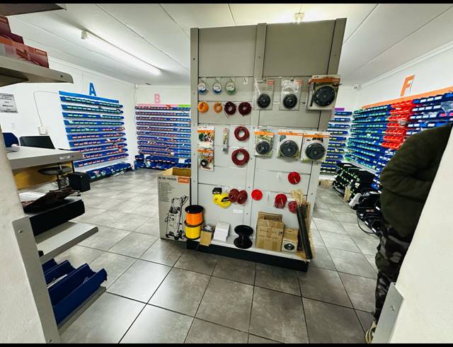 1,550M² WAREHOUSE FOR SALE IN PIETERMARITZBURG CENTRAL